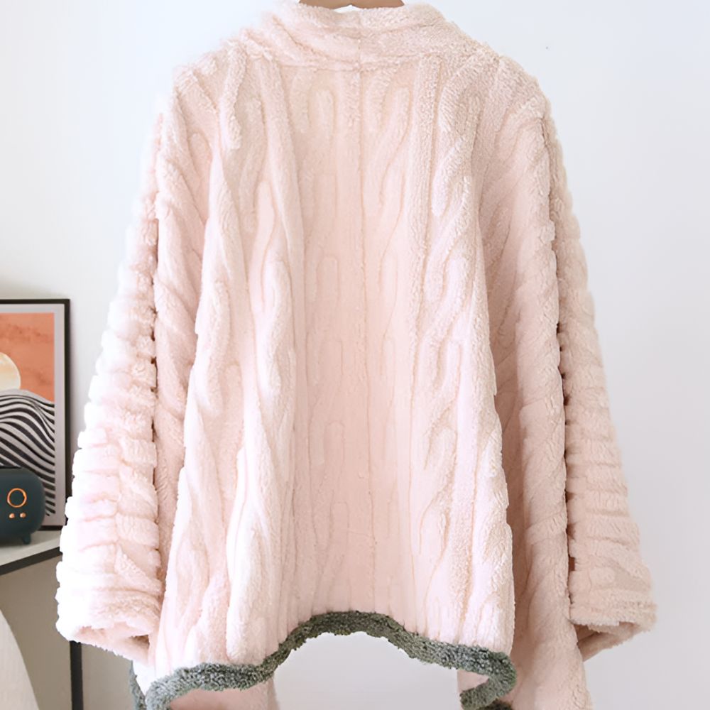 Bestickter warmer Fleece-Schal