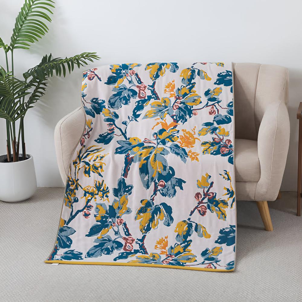 Natur’s Umarmung Floral Badetuch