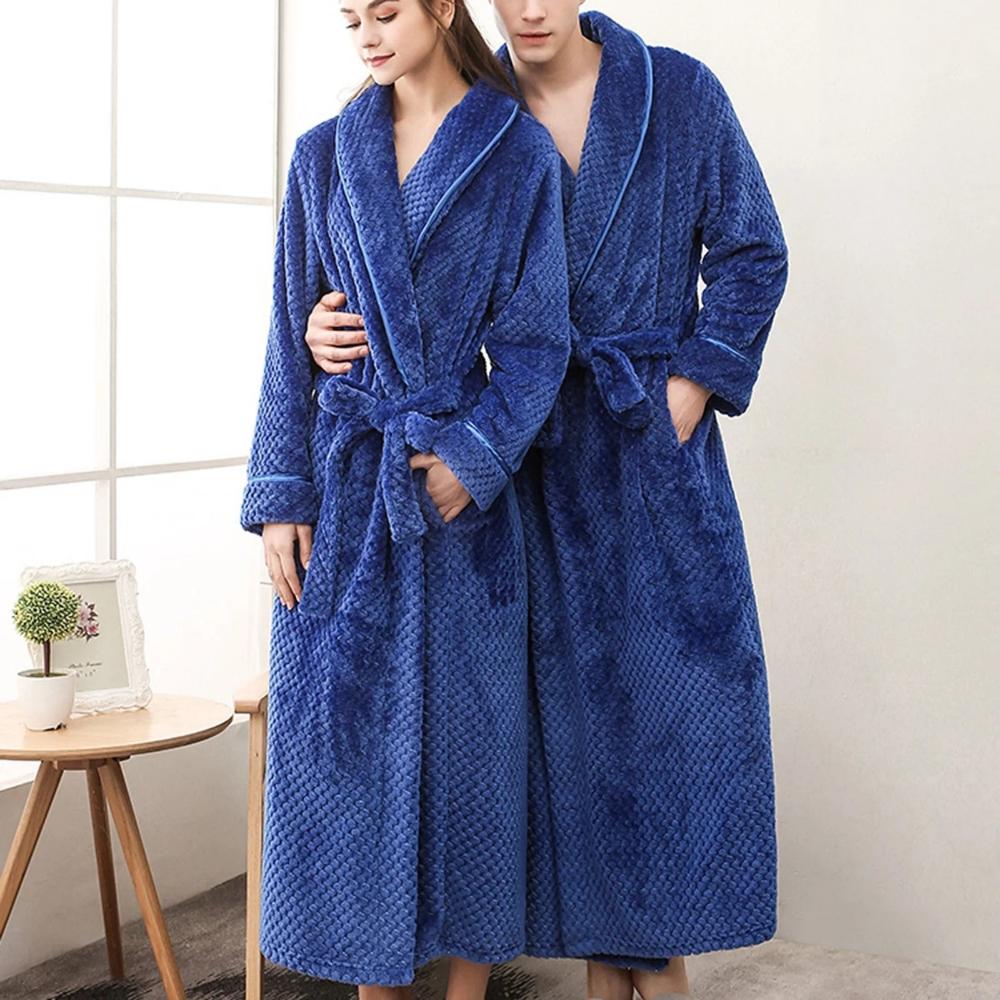 Träumiger Fleece-Bademantel
