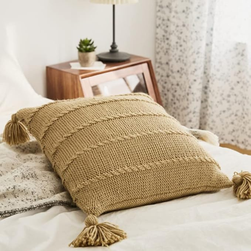 Nordische gestrickte Quasten-Kissen