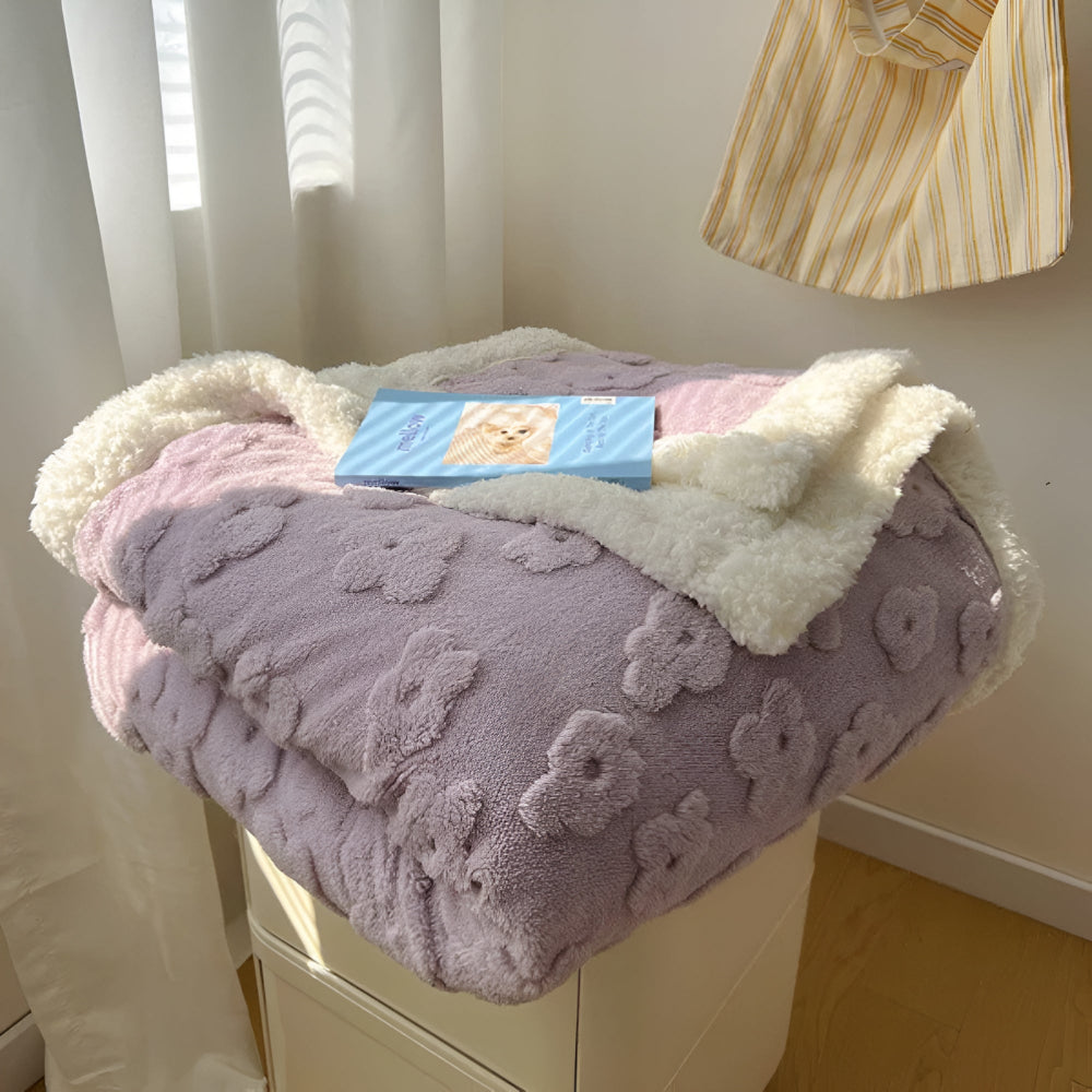 Wolkenblumen Kuscheldecke