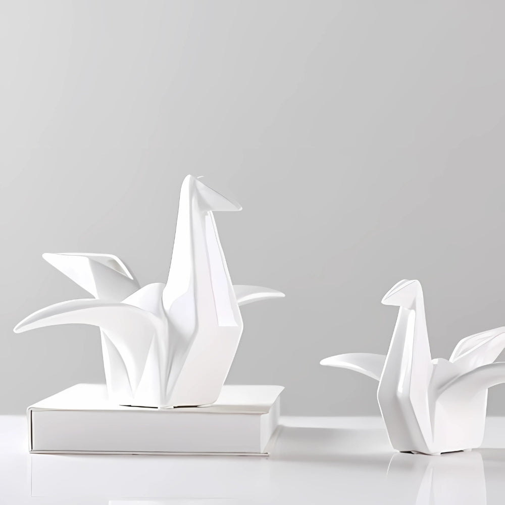 Origami-inspirierte Keramikvogelstatue