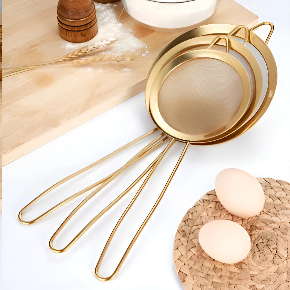 Goldfeines Sieb