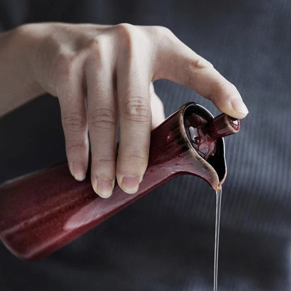 Japanisch inspirierte Keramik-Gewürzflasche