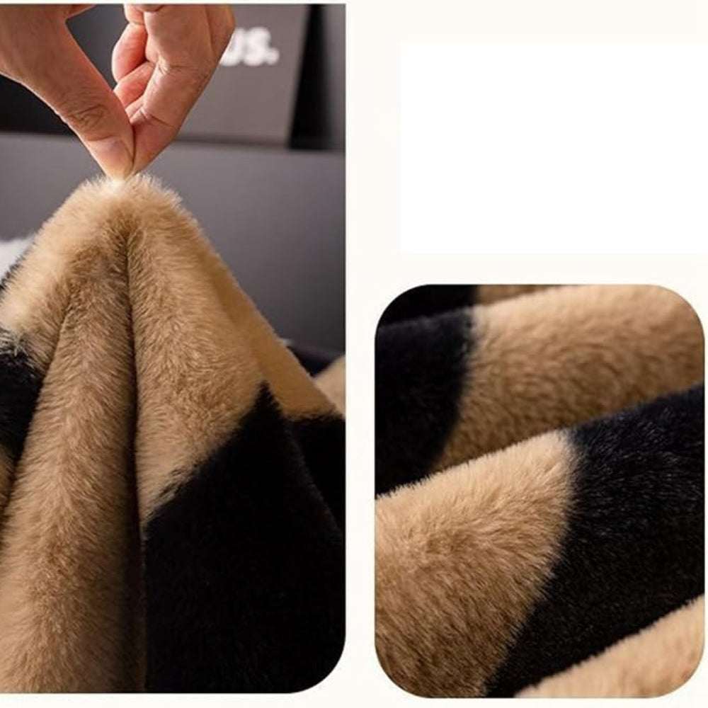 Wild Stripes Zebra Fleece Sofaüberzug