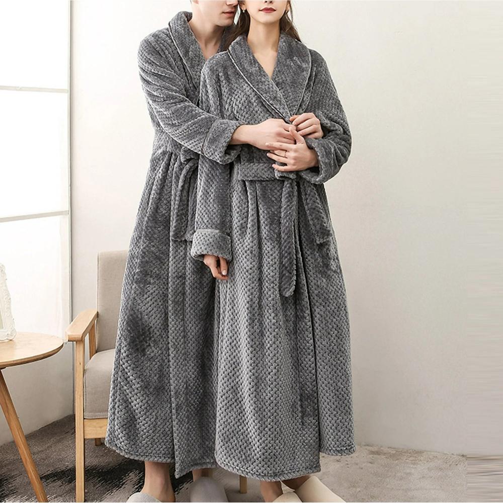 Träumiger Fleece-Bademantel