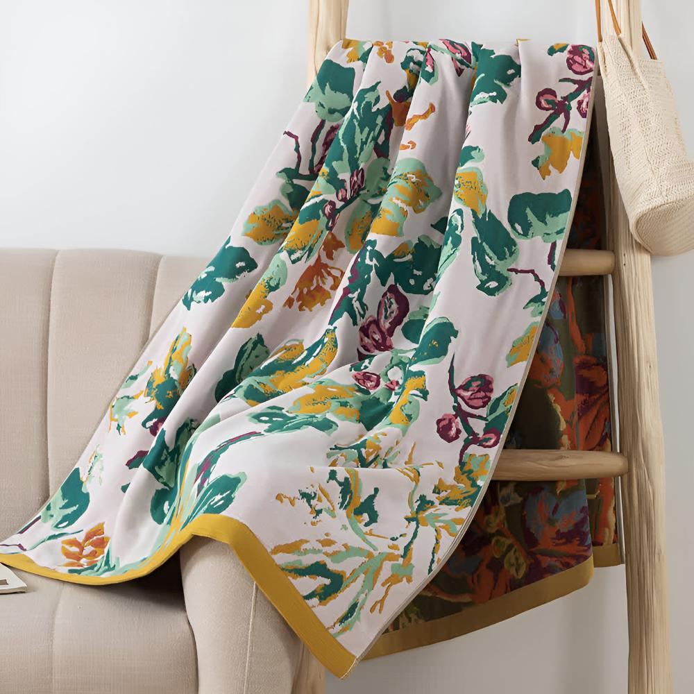 Natur’s Umarmung Floral Badetuch