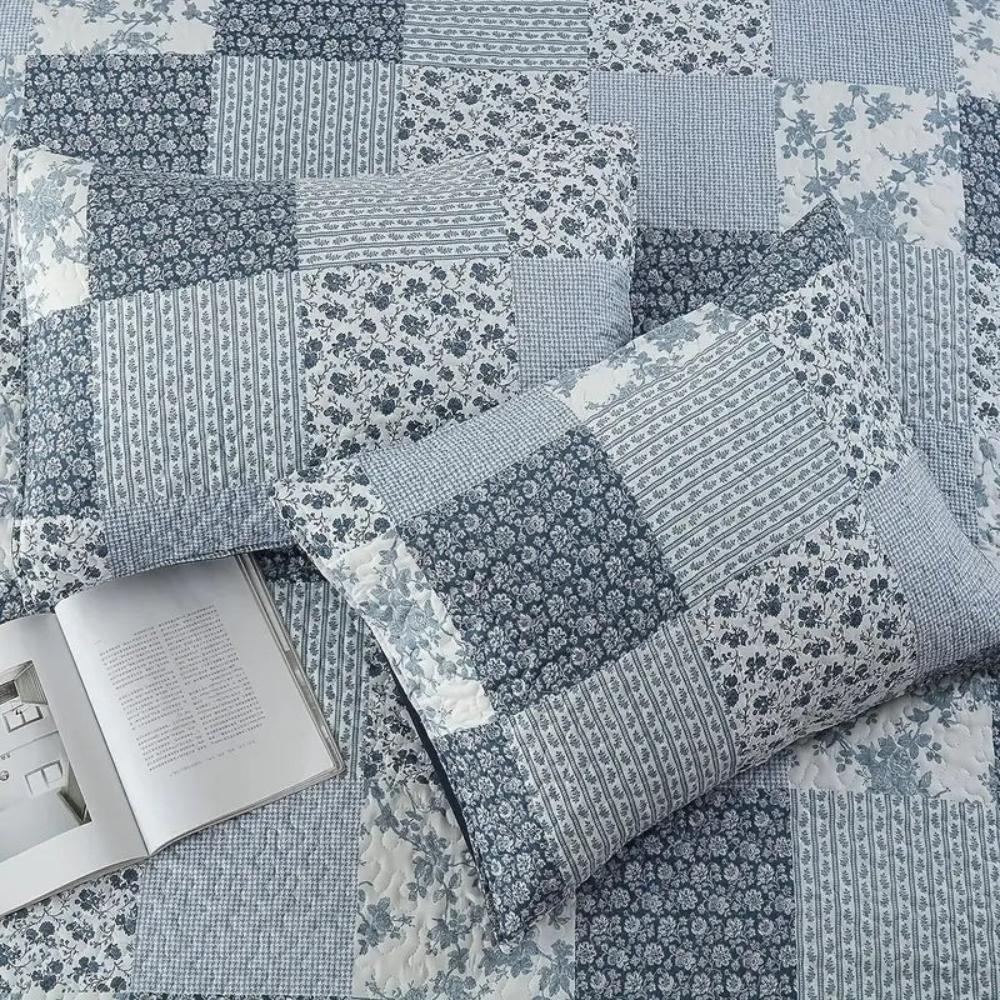 Karo-Patchwork-Bettüberwurf