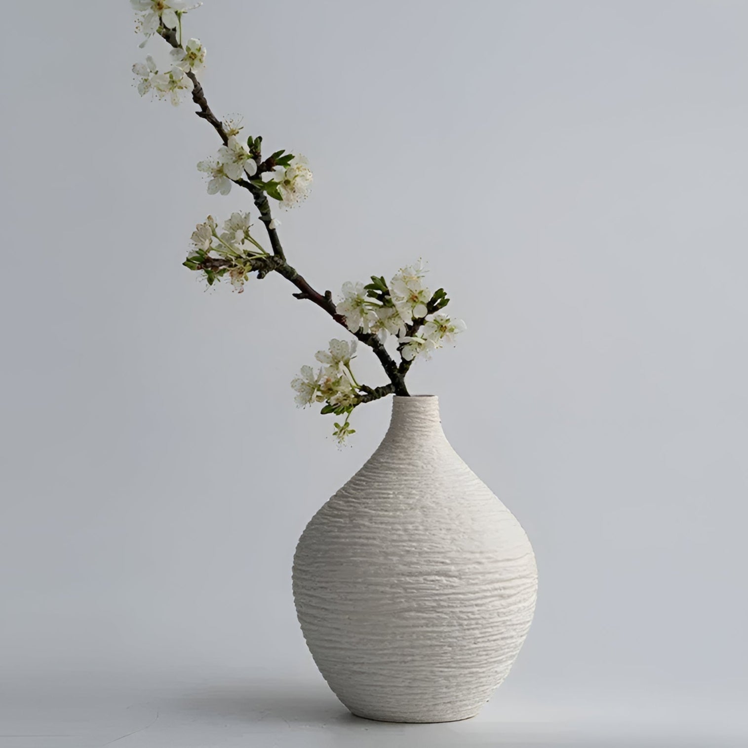 Earthline Keramischer Artisan Vase
