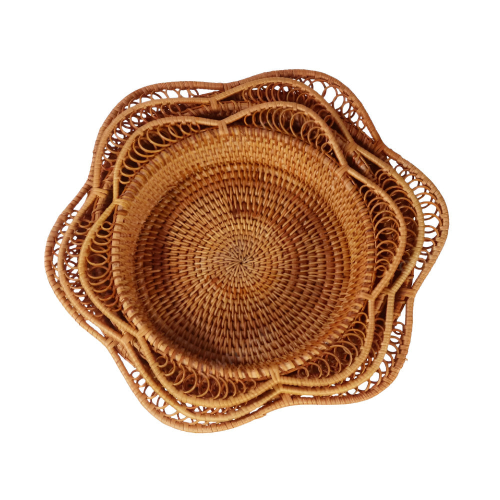 Handgewebter Rattan-Blumenkorb