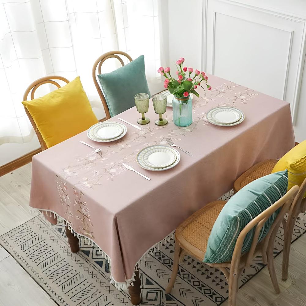 Blossom Weave Elegance Tischdecke