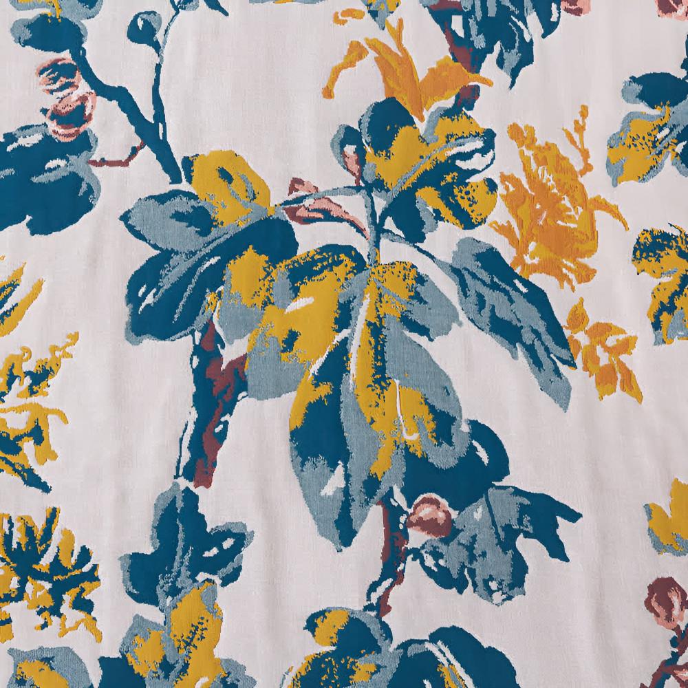 Natur’s Umarmung Floral Badetuch