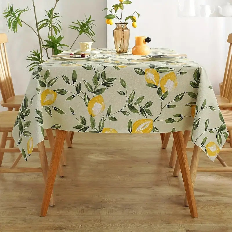 Tischdecke mit Zitronenblättern