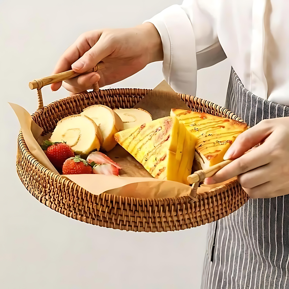 Handgefertigtes Rattan-Serviertablett