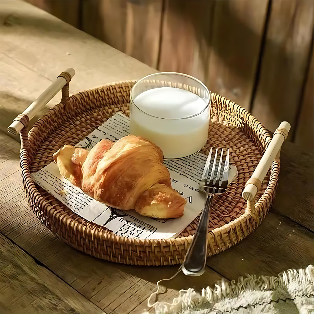 Handgefertigtes Rattan-Serviertablett