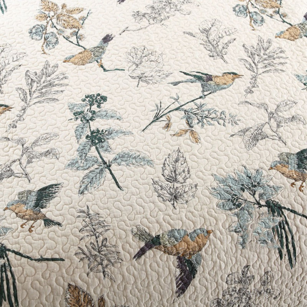Elegante Blumenbettdecke