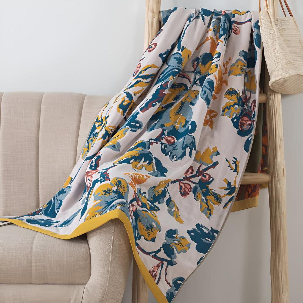 Natur’s Umarmung Floral Badetuch