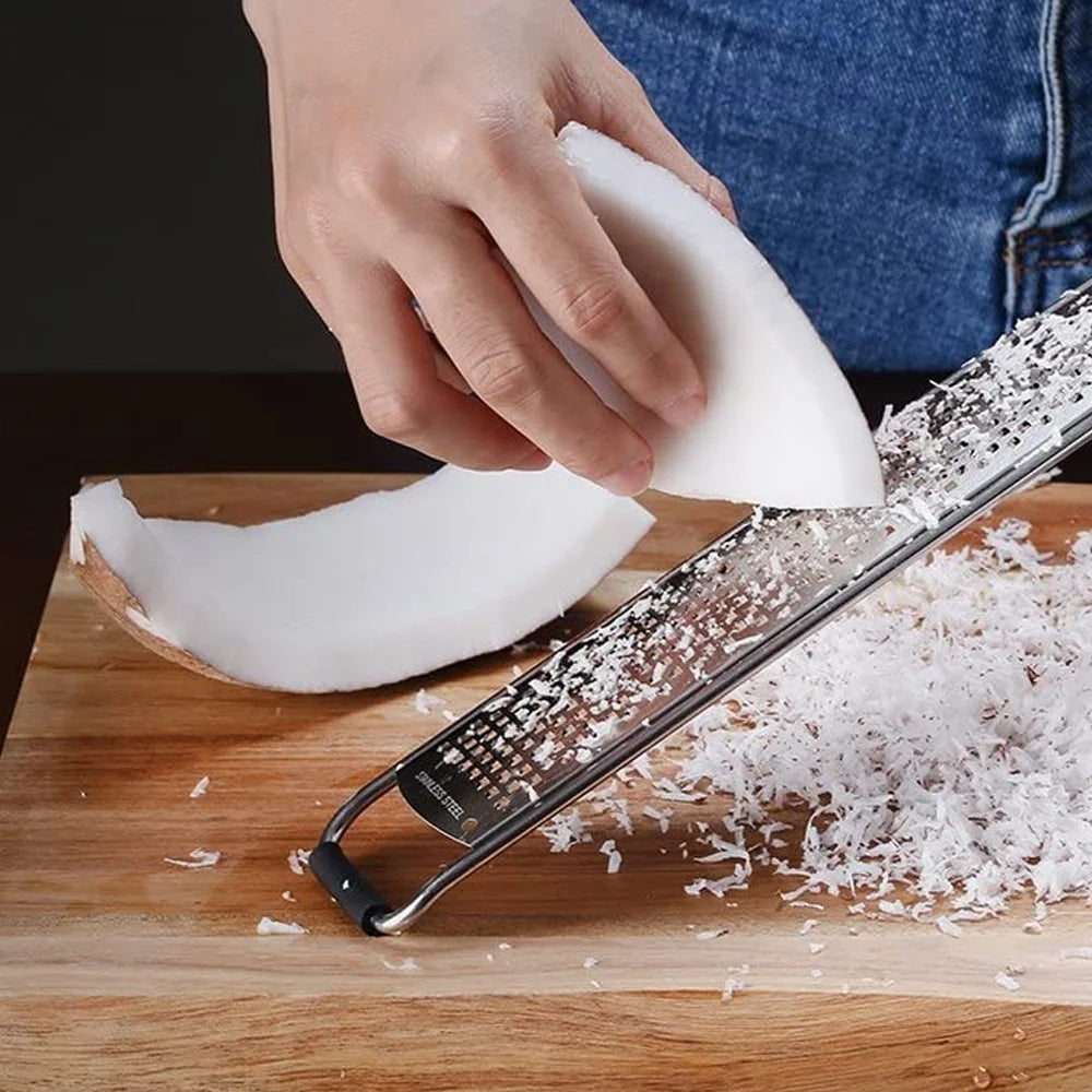 Eleganter Mehrzweck-Reibe mit langem Griff