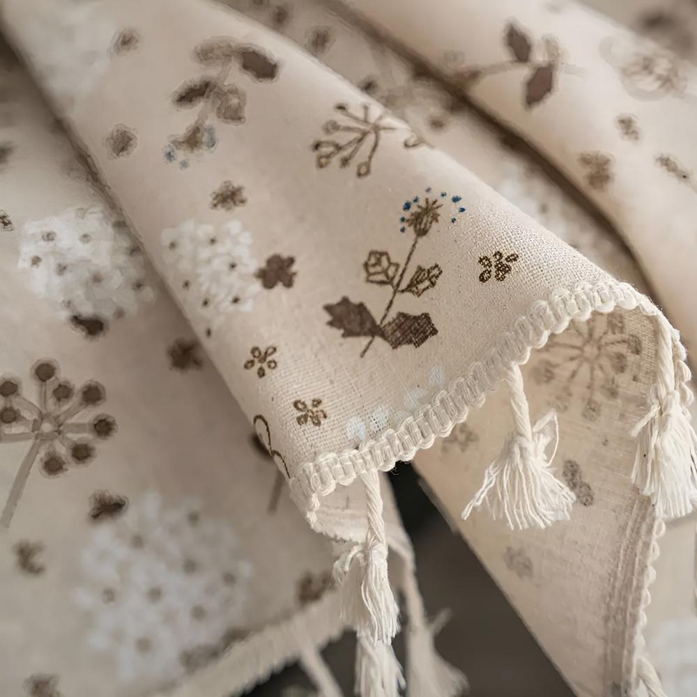 Löwenzahn Beige Quasten Tischdecke