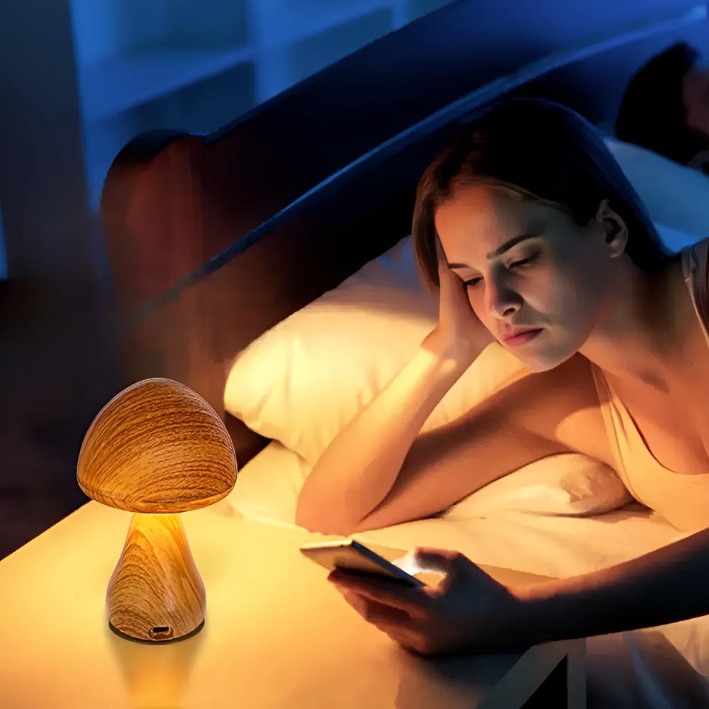 Holz-Pilzlampe