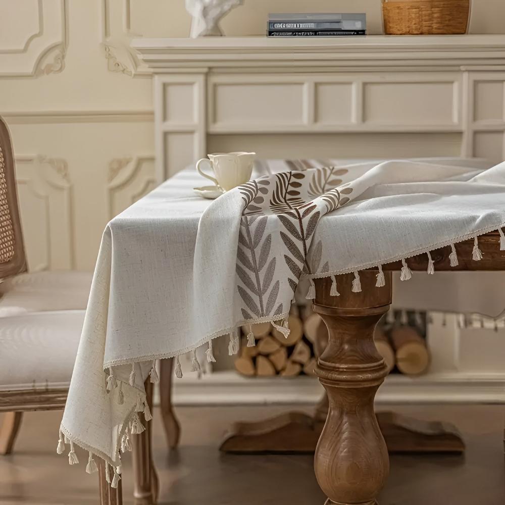 Elegante Blätter Bestickte Tischdecke