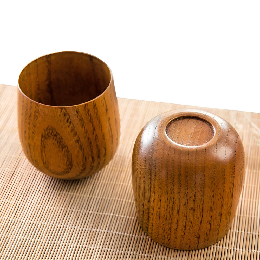Handgefertigte Holz-Tasse für Tee