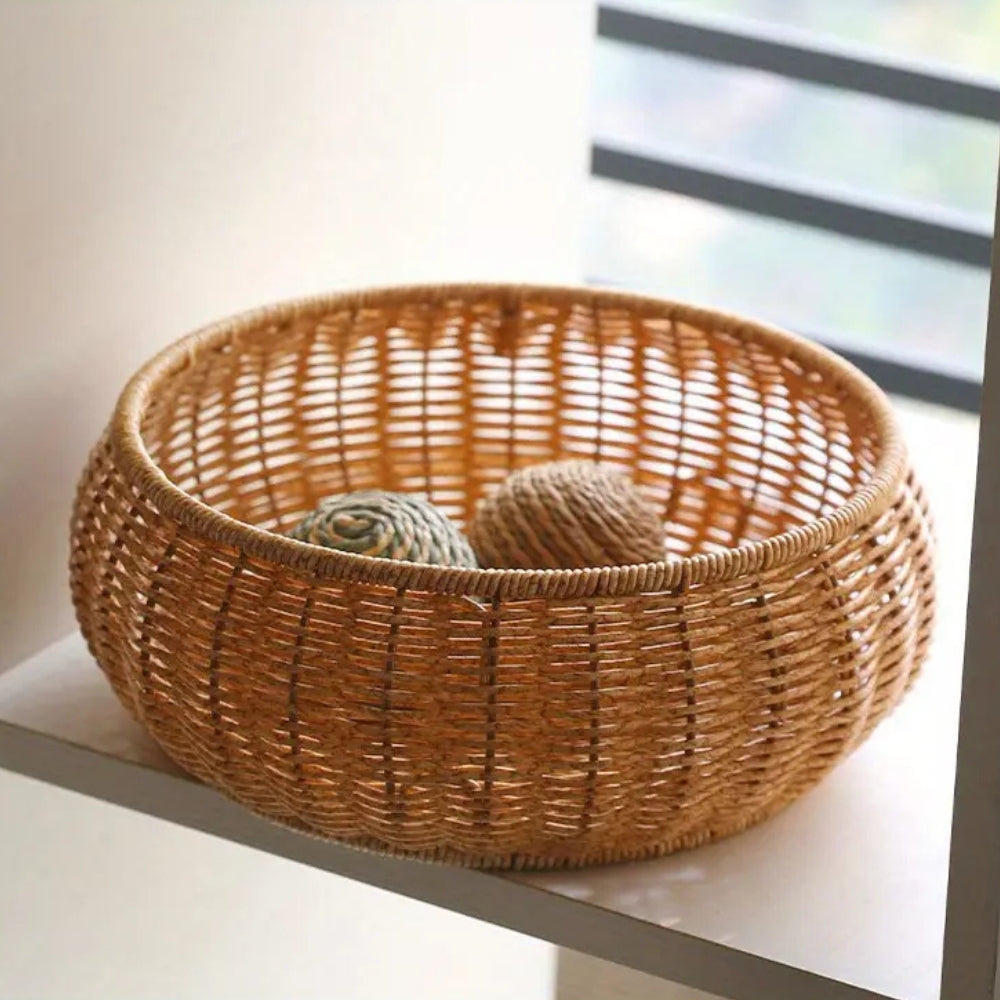 Dome-förmiger gestrickter Rattan-Korb mit Deckel