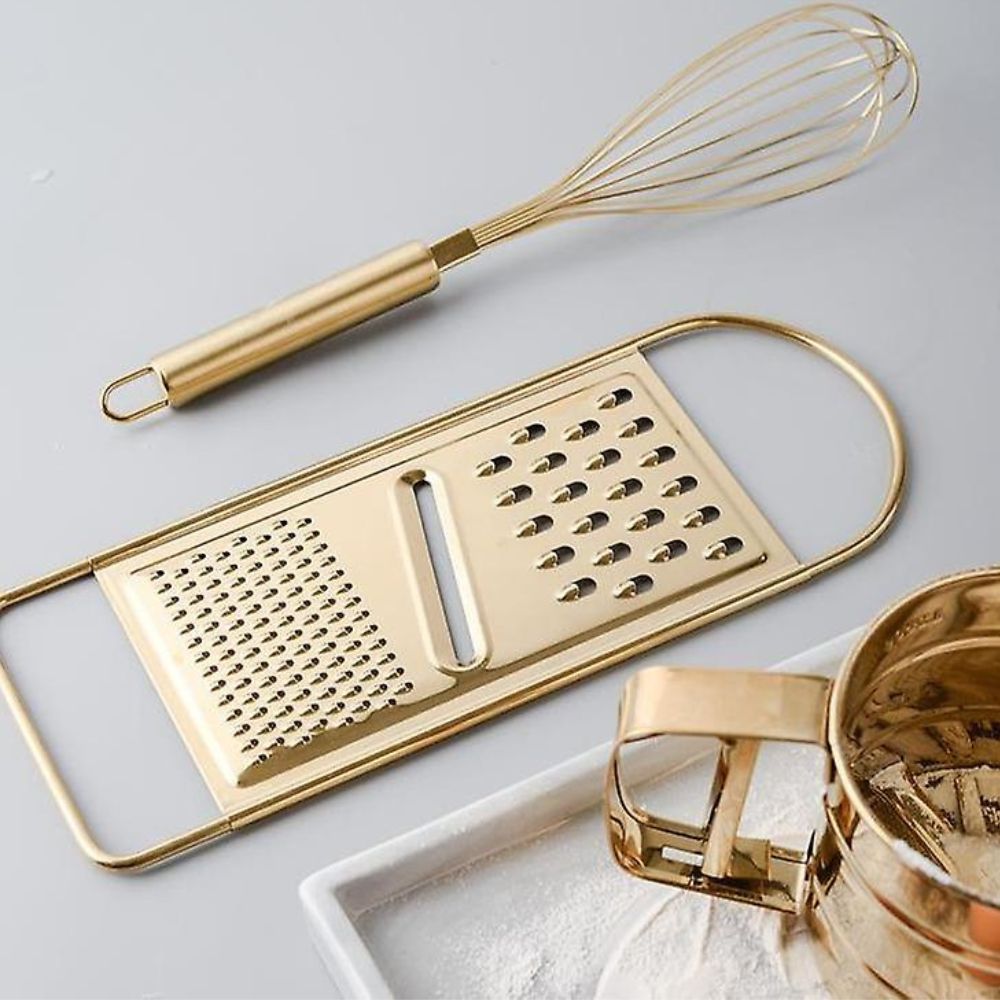Goldene Edelstahlreibe