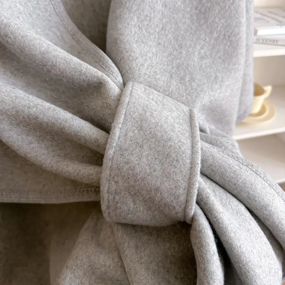 Luxuriöser winddichter Poncho-Schal-Mantel