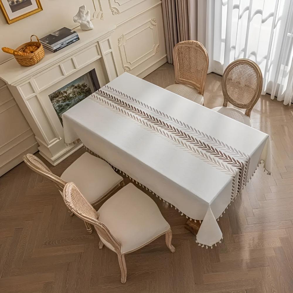 Elegante Blätter Bestickte Tischdecke