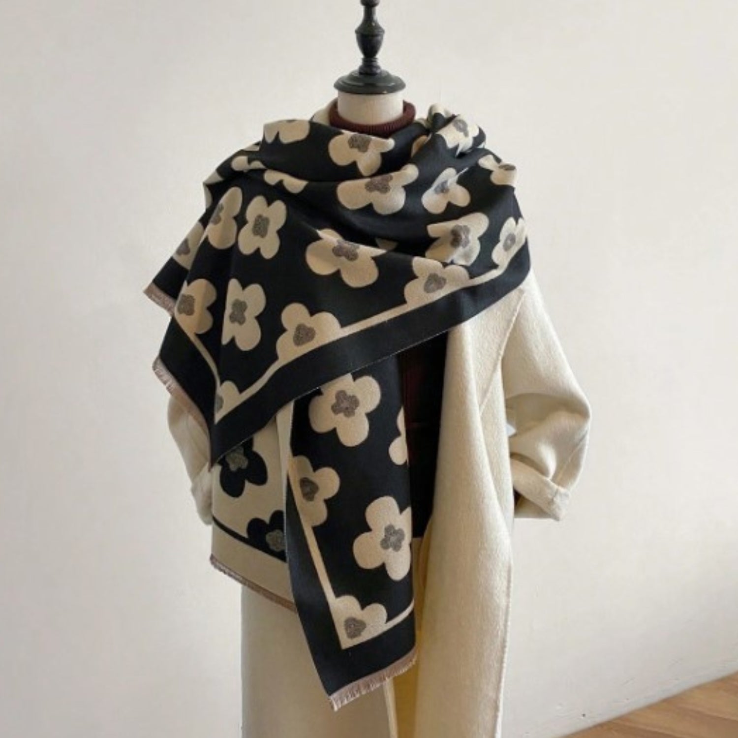 Bloom Klassischer Floral Winter Schal