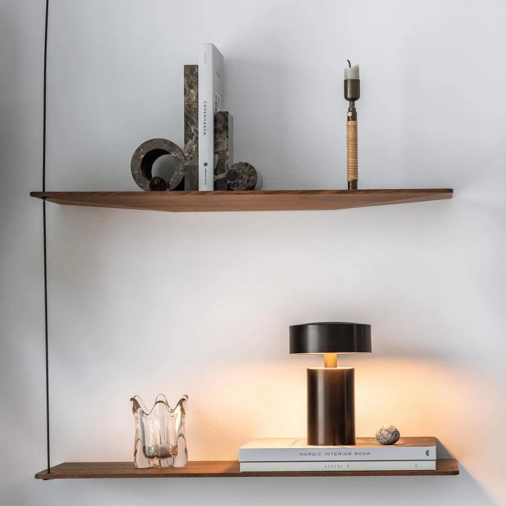 Lumé Säulen-LED-Tischlampe
