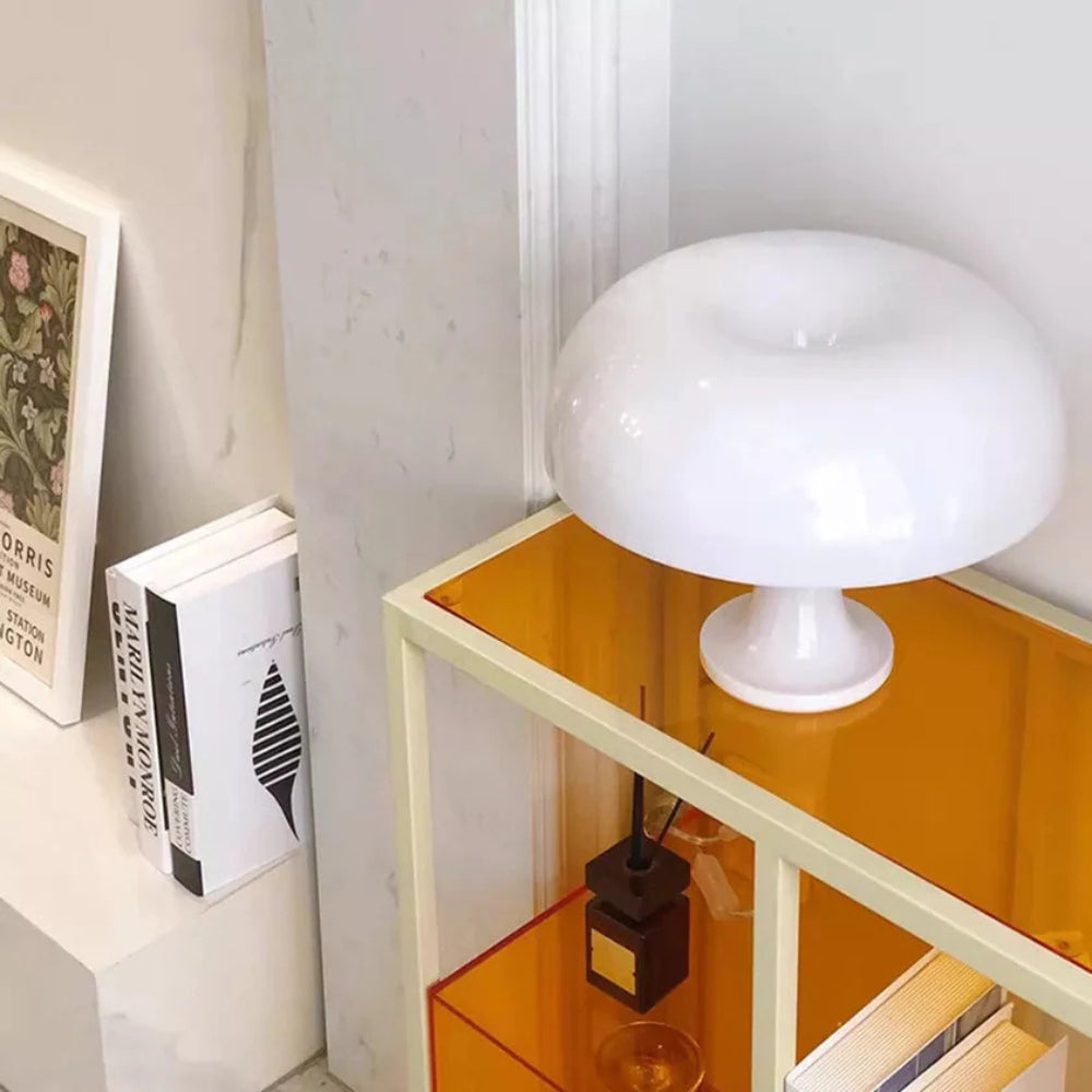 Lucente LED-Pilztischlampe