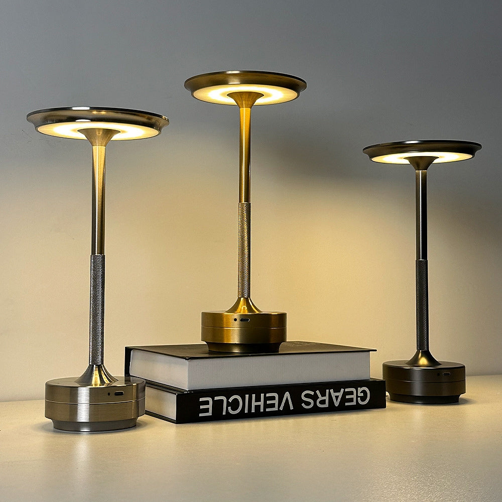 Lunox LED wiederaufladbare Schreibtischlampe