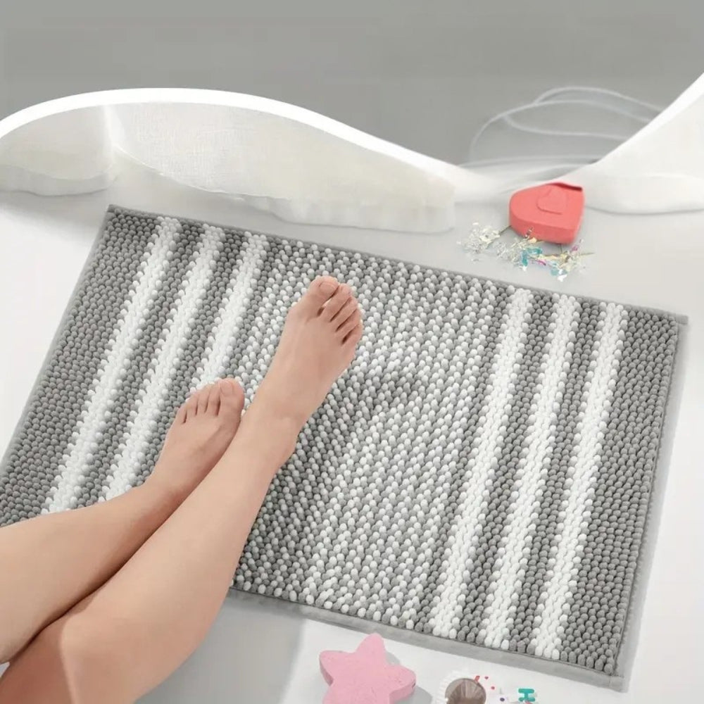 Pebble-Knit Gestreifte Chenille-Badematte