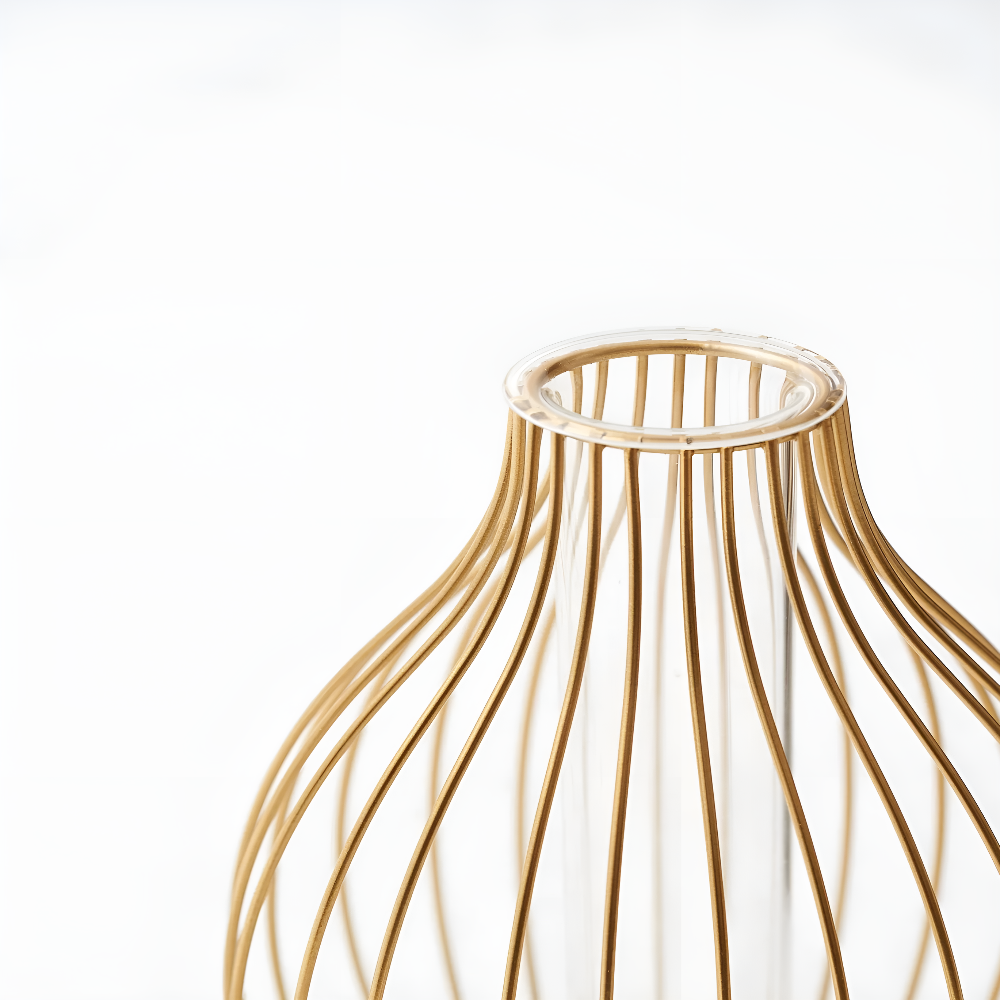 Elegante Metallrahmen-Vase