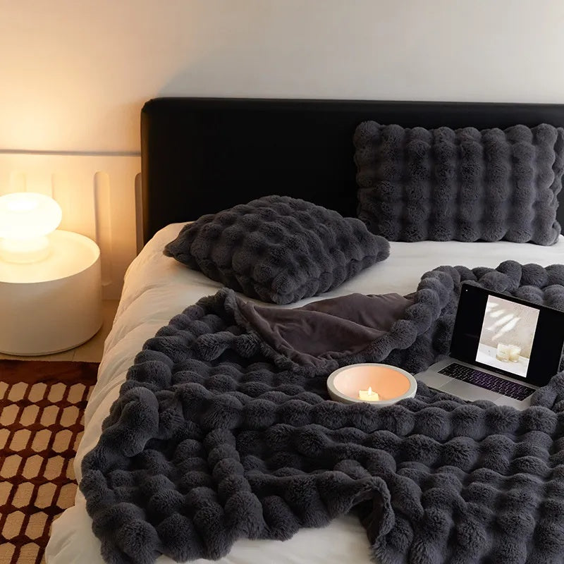 Kaninchen-Faux-Fur-Decke