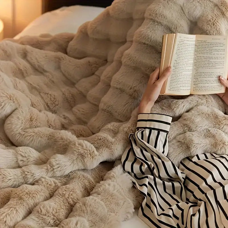 Kaninchen-Faux-Fur-Decke