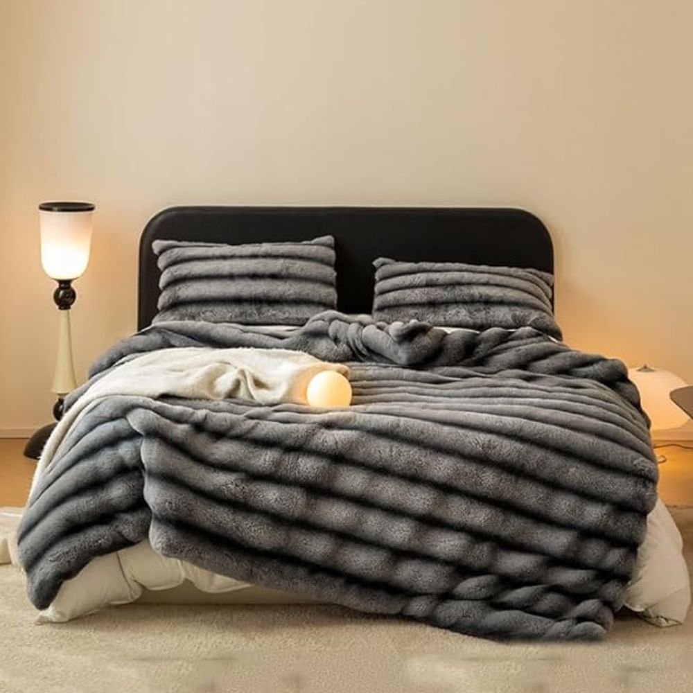 Gerüschte Fleece-Rabbit-Fell-Decke