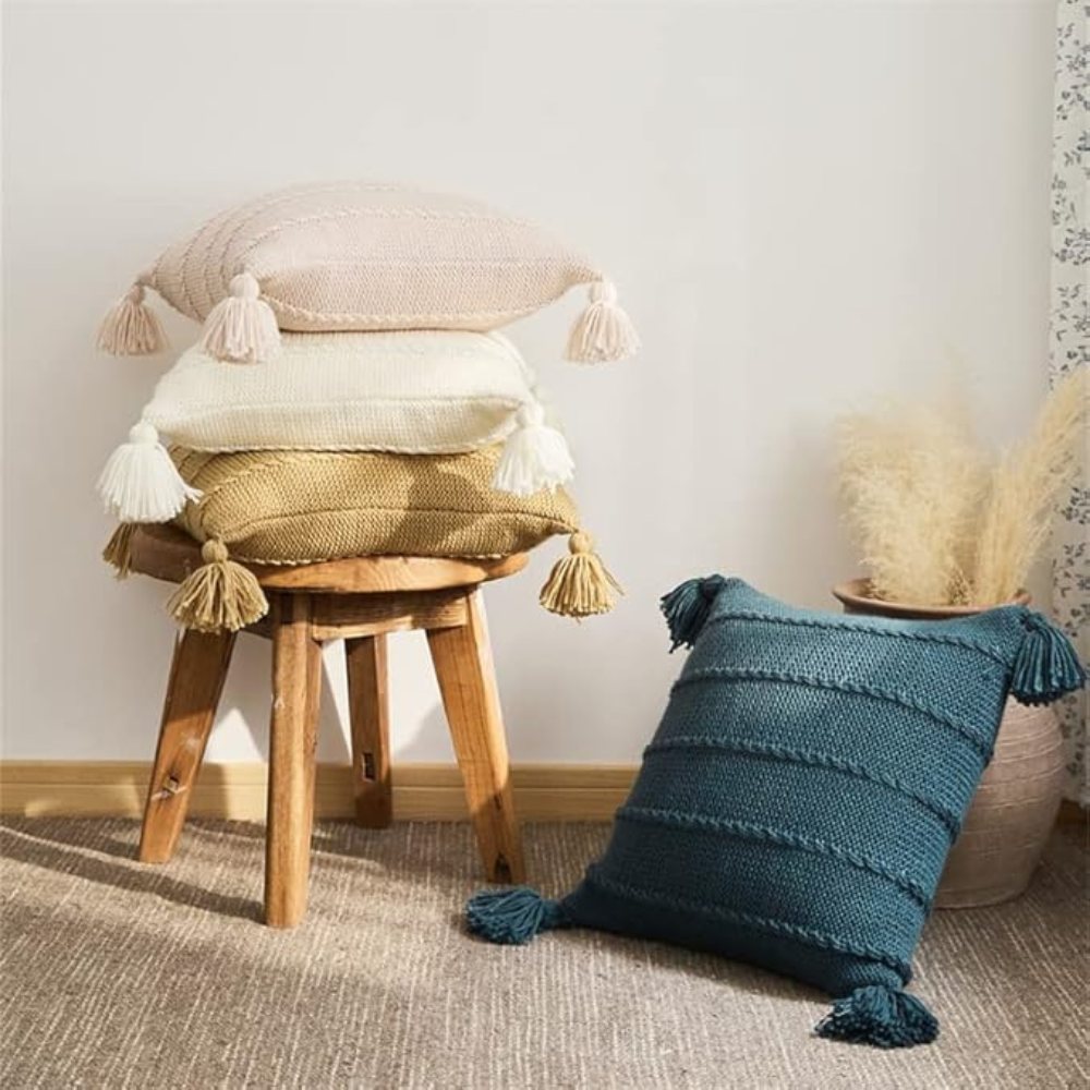Nordische gestrickte Quasten-Kissen