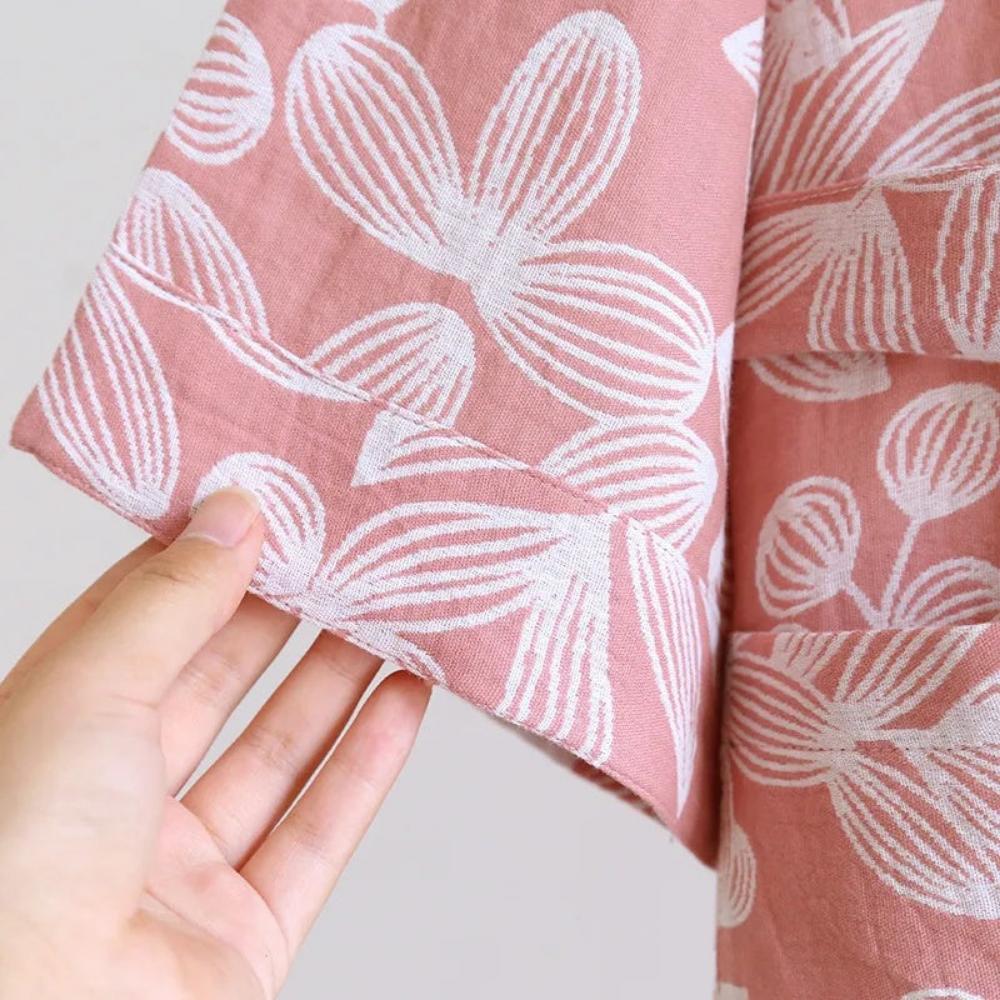 Floraler Breeze Kimono Bademantel