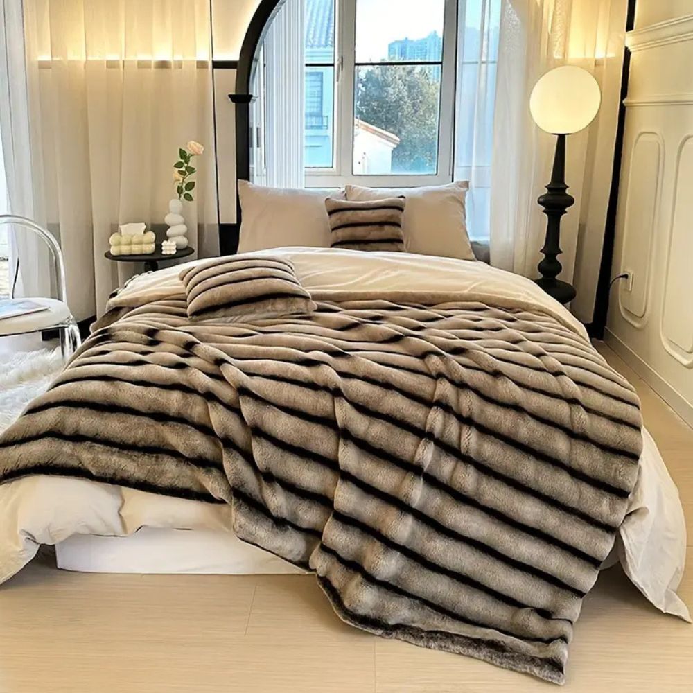 Gerüschte Fleece-Rabbit-Fell-Decke