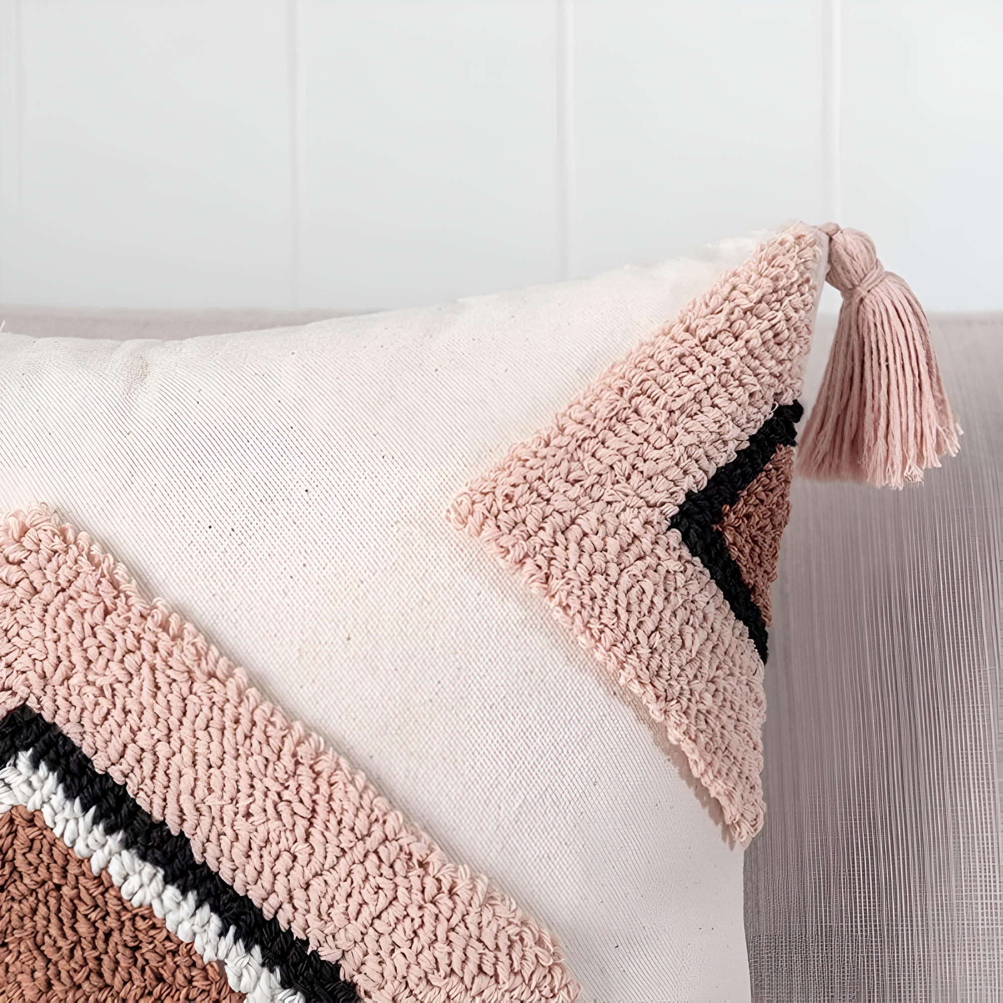 Gepolsterter Bestickter Boho Kissenbezug