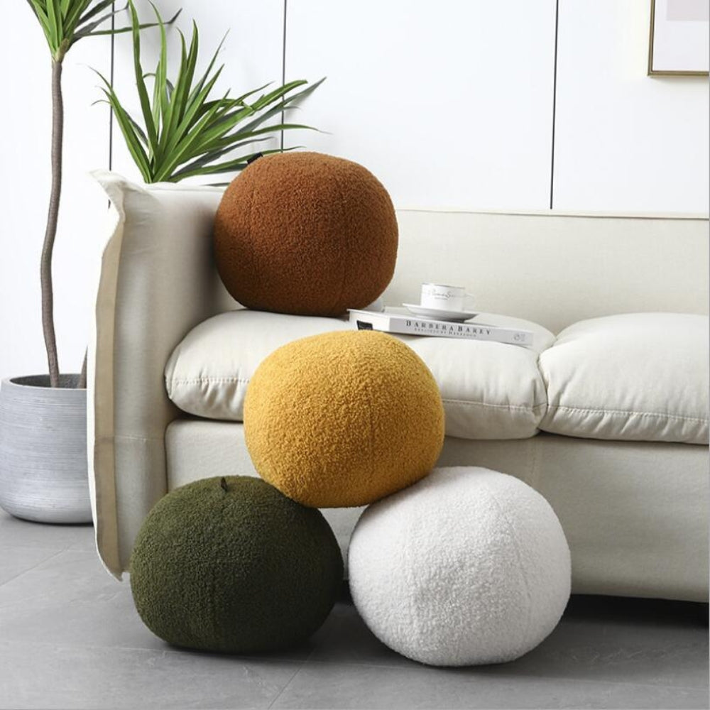 Plüsch Ballförmiges Boucle Kissen