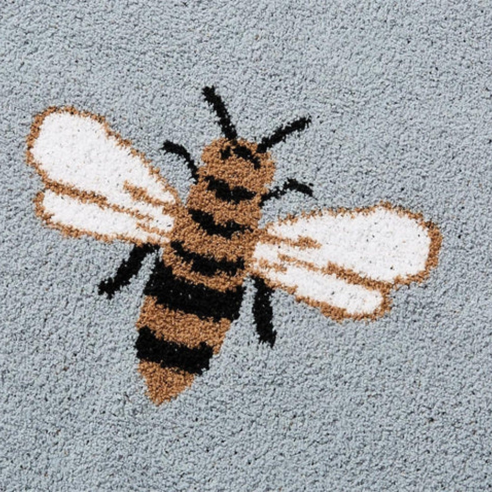 Fuzzy Bee Muster Wurfdecke