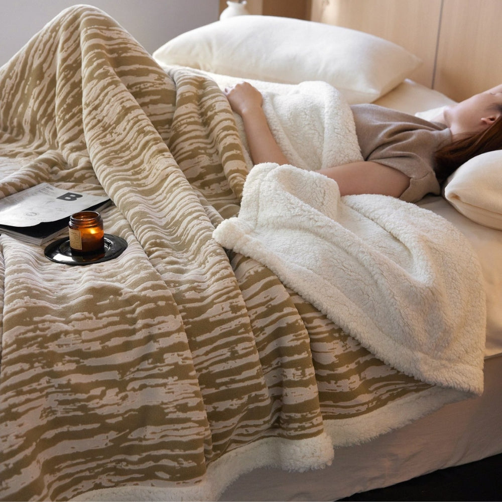 Baumrinde-inspirierte Kuscheldecke