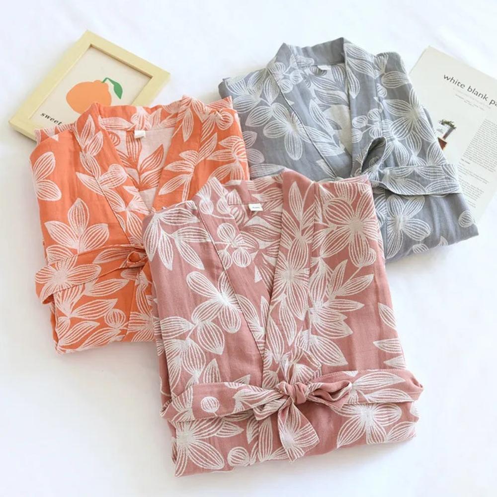 Floraler Breeze Kimono Bademantel