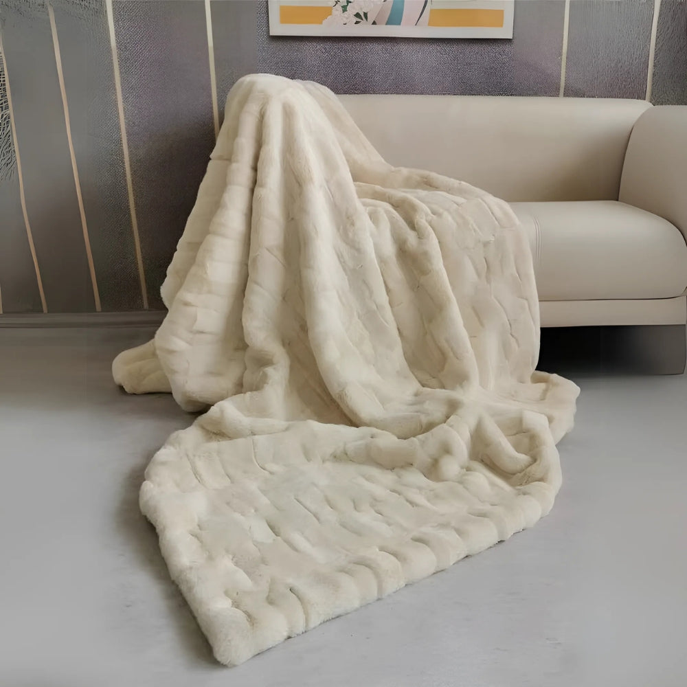 Himmlische Rückzug Faux-Fur-Decke