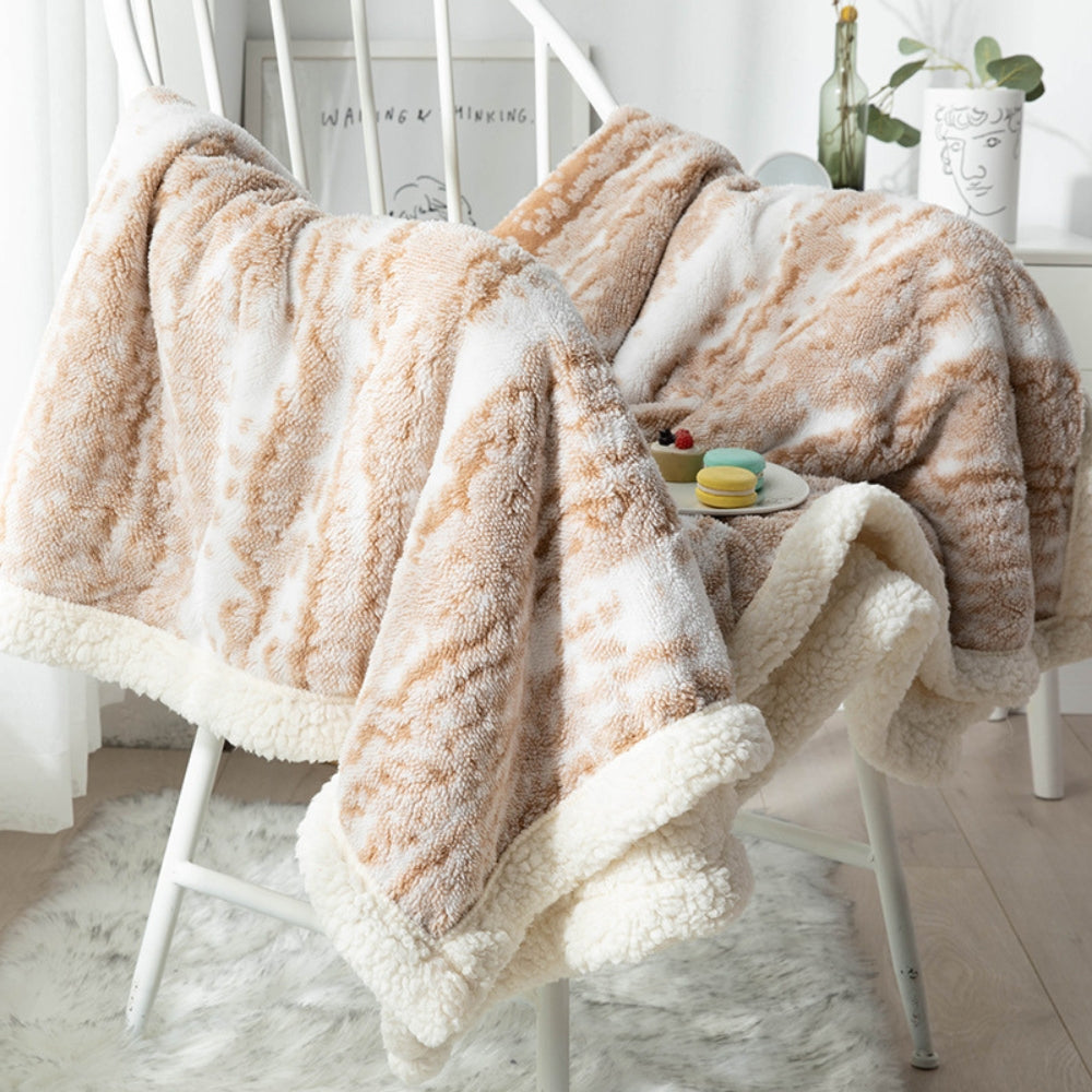 Seraphina Samt Sherpa Decke