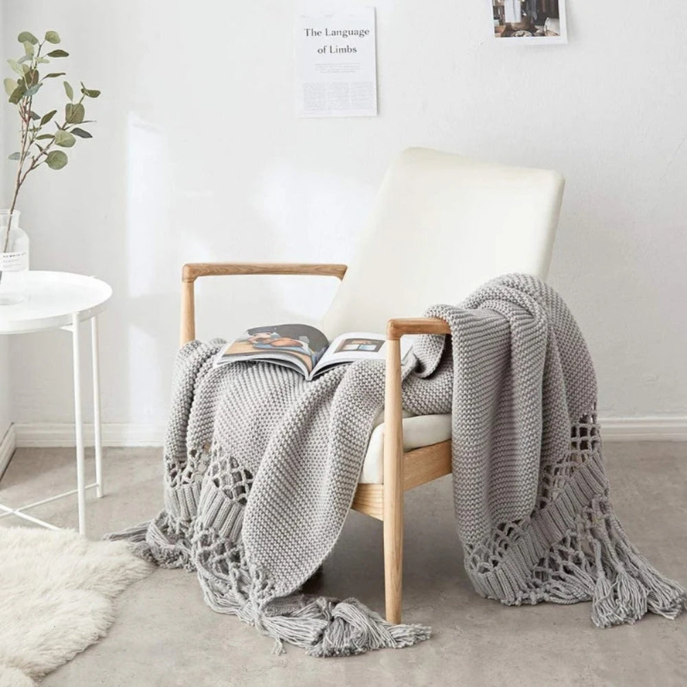 Gemütliche Strickgewebte Quasten-Decke